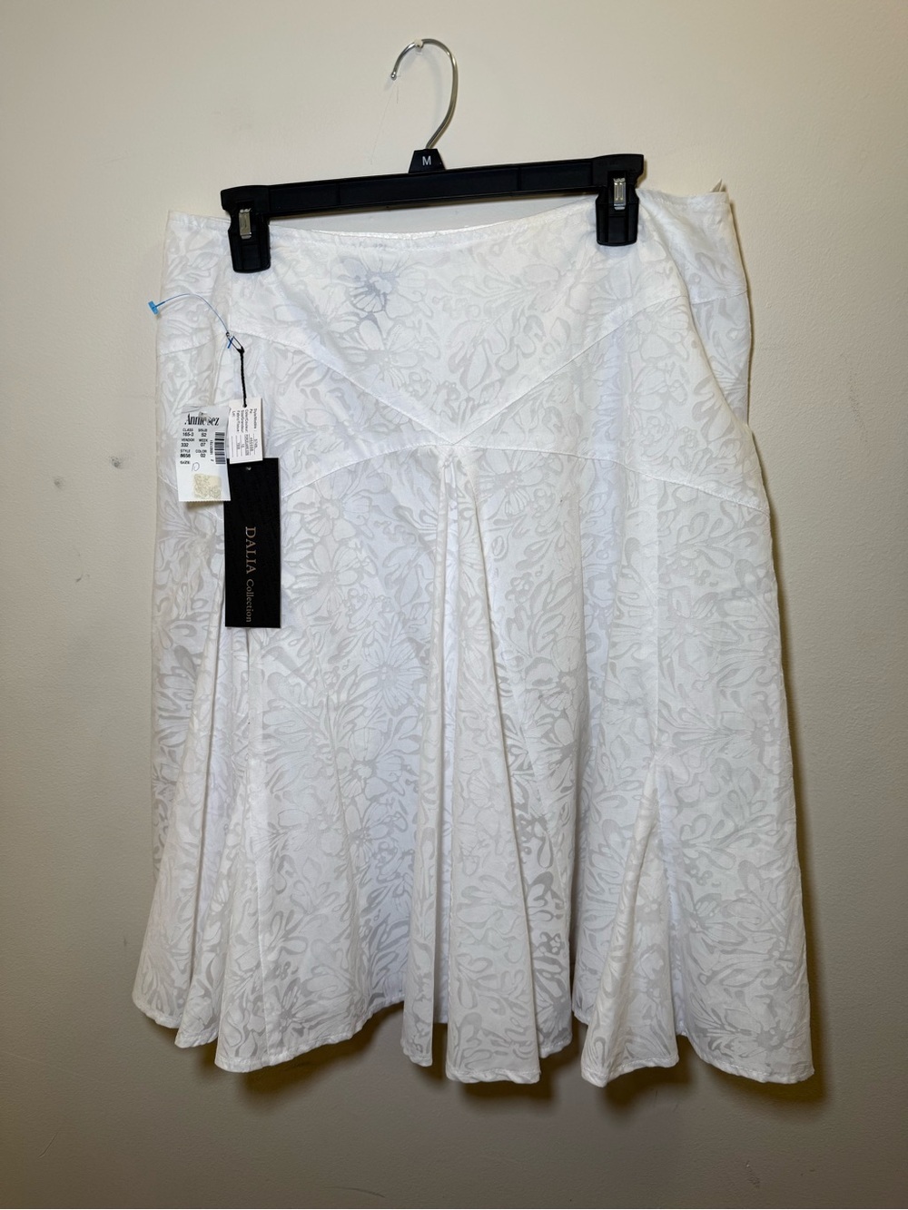Dalia Collection White Burnout Jacquard Floral Midi Skirt Pleated Sz 10 NWT